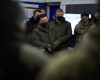 Зеленський заявив, що не планує закривати телеканал "НАШ" (відео)