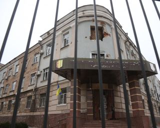 Кожен кабінет заміновано: у Херсоні можуть підірвати будівлю СБУ (відео)
