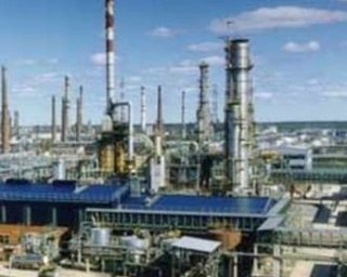 Лисичанский НПЗ останавливают из-за убытков