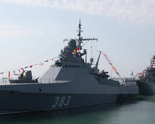 Атаки на Крымский мост: Украина создает умные технологии, РФ отвечает стратегией 200-летней давности, — СМИ