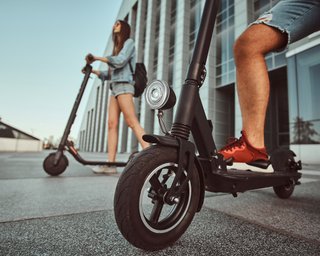 200 км — не проблема: электросамокаты с рекордным запасом хода (фото)