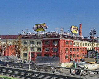 Российские специалисты начали проверку Roshen с легендарного киевского завода