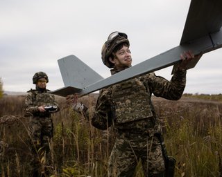 "Бачення метелика". Чому правдивий фільм про аеророзвідницю не взяв призів у Європі