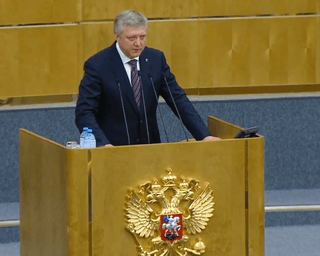Уйти на фронт — легко: единоросс заявил, что ему было трудно решиться остаться в Москве (видео)