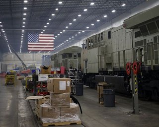 Промпроизводство в США в марте показало рекордное падение с 1946 года