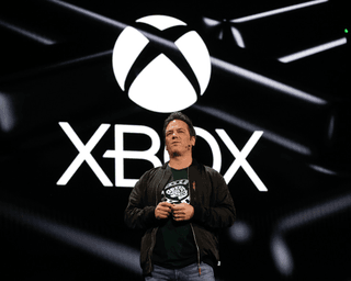 Глава бренда Xbox Фил Спенсер после почти 40 лет работы покидает Microsoft: чего ожидать геймерам (фото)