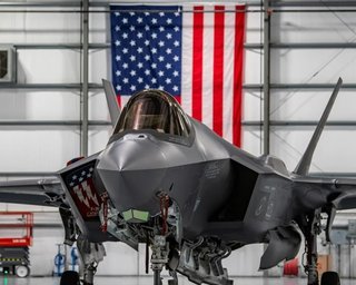 Стелс-винищувач F-35 у двох словах: усе погано?