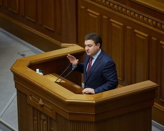 Депутат Бондарь озвучил схемы подкупа украинцев, которые реализует власть