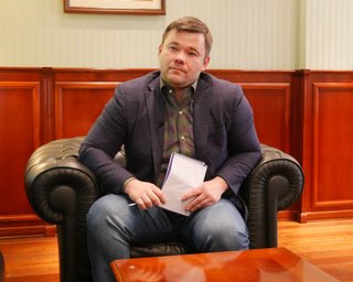 Минюст просит АП предоставить информацию о прохождении люстрационной проверки Богданом
