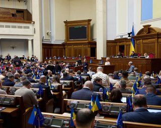 Розкрито зарплати народних депутатів: хто заробляє найбільше у Верховній Раді