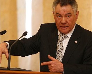 Омельченко предложил депутатам скинуться на слона