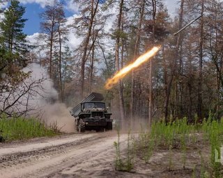 Петля затягивается: западные эксперты оценили успехи Сил обороны под Бахмутом, — карта