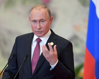 Кремль не спешит с аннексией областей Украины и закрытием границ из-за злости россиян, — СМИ