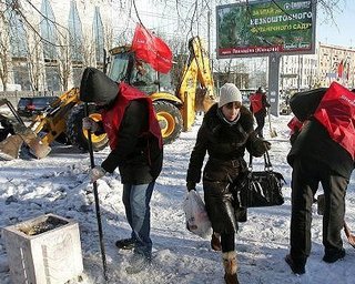 Киевских дворников лишат премий из-за плохой работы