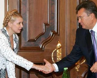 Рейтинги: за Януковича готовы проголосовать 26,3% украинцев, за Тимошенко - 18,6%