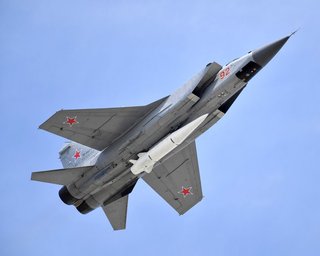 Большая точность, но меньше пусков: РФ модернизирует "Кинжалы" и закупает компоненты в США, — ГУР