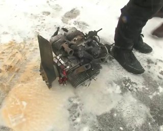 В Киеве двигатель "Шахеда" влетел в окно авто, пробив водительское стекло, — СМИ (видео)