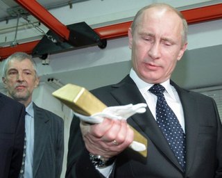 Путин скупает золото для защиты от санкций, - Die Welt
