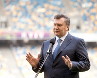 Янукович ждет от Путина официального приглашения на инаугурацию
