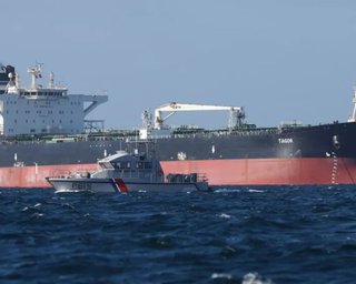 Отказался выполнять приказы: во Франции арестовали капитана захваченного танкера "теневого флота" РФ