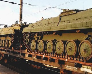 Допомагала перекидати ешелони з РФ: у Херсоні СБУ затримала колаборантку (фото)