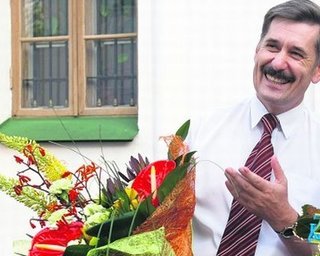 Первым замом Попова стал Мазурчак