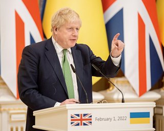 "Мали подякувати Україні": Джонсон розкритикував НАТО після саміту у Вільнюсі (відео)