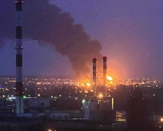 "Преодолели российскую ПВО": ВСУ ударили по химическому заводу в Брянске ракетами Storm Shadow (видео)