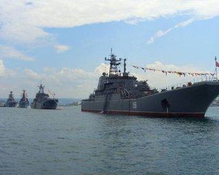 В Севастополе прошла репетиция парада ко Дню ВМФ России