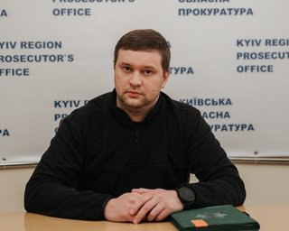 Принудительная паспортизация: заместитель генпрокурора объяснил, откуда у его жены гражданство РФ
