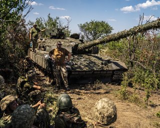 Піхота нападає на флангах. Війська РФ просуваються до Селидового, чи загрожує ЗСУ оточення