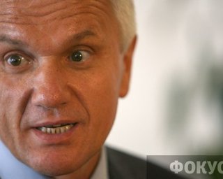 Депутаты отказались отправить в отставку Литвина