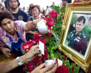 Оппозиция в Таиланде лишилась военного стратега