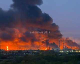 Куйбышевский НПЗ в Самаре остановил работу: по заводу прилетело почти 30 дронов (фото)