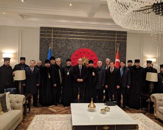 Украинская делегация прибыла в Стамбул за томосом