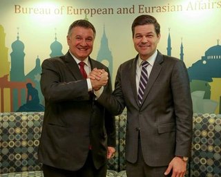 Аваков обсудил в США возвращение Донбасса и Крыма