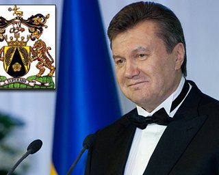 Янукович поменяет свой герб