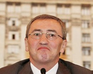 В ЕС переживают, что Черновецкий не ходит на работу