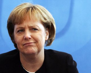 Меркель выступила против оказания финансовой помощи Греции