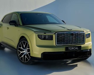 Перший електрокар Bentley пройшов пекельні випробування: батарею обстрілювали сталевими снарядами