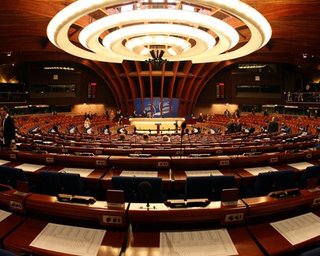 ПАСЕ разочарована решением Высшего спецсуда по Тимошенко и призывает Януковича вмешаться в ситуацию