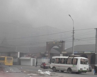 16 мирных мариупольцев погибли при теракте, 83 раненых, - горсовет