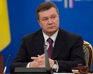 Из Януковича с нулевым IQ делают лидера нации, - Тимошенко