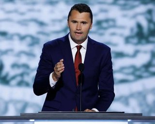 Убийство Чарли Кирка: подозреваемый с семьей поддерживают Трампа и движение MAGA, — СМИ (фото)