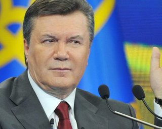 Янукович объявлен в розыск по статье об умышленном убийстве