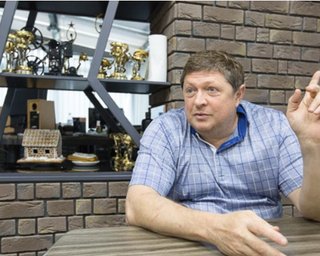 В АП открестились от скандальных заявлений Шефира