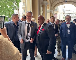"Три роки я виступав проти України": духовний радник Трампа приїхав до Одеси і розповів про зміну позиції