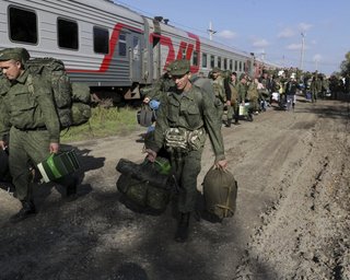 Путин удвоил премию за призыв в армию, поскольку российские военные потери растут, — СМИ