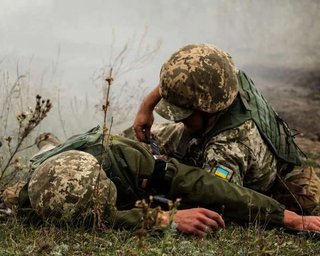 Сутки на Донбассе: 11 обстрелов, но без потерь