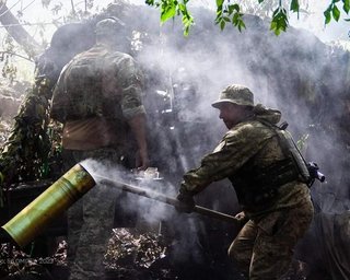 ВСУ ведут наступление на флангах под Бахмутом: враг яростно сопротивляется, — Генштаб (видео)